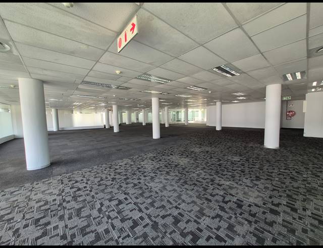 833M² OFFICE TO LET IN ROSEBANK